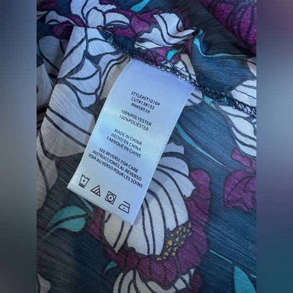 Kut from the Kloth sheer button down boho floral top size medium shirt - Picture 12 of 13